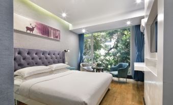 Floral Hotel·Puyue Creek Hotel(Yangshuo West Street Lijiang Branch)