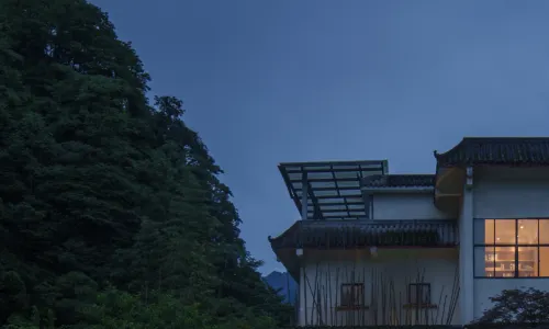 Tongqu Yinquan Hot Spring Resort