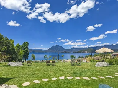 Lugu Lake Fruitsinn