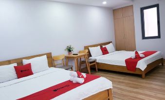 The Jade Hotel Near Tan Son Nhat Airport