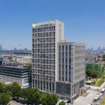 Vienna International Hotel (Wuhan Yellow Crane Tower Pengliuyang Subway Station) Отели рядом с достопримечательностью «Башня желтого журавля»