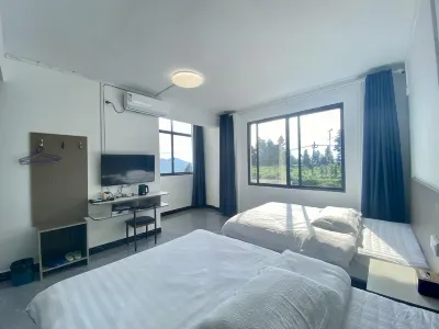 Rongshui Yunduan Farm Hotels near Longnvgou Scenic Area