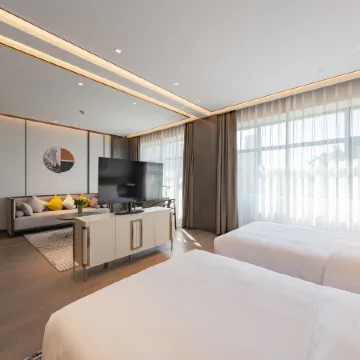 Holiday Inn ZHENGZHOU ZHONGZHOU by IHG Отели рядом с достопримечательностью «Zhengzhou Shang Dynasty Ruins»