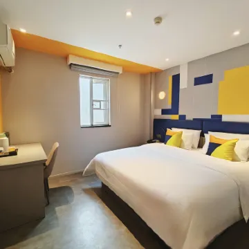 7Days Inn Hotel (Nanning Macun Subway Station) Hotels near Nanning Nanhu Park