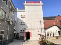 Jiangyage Homestay - Bãi đậu xe