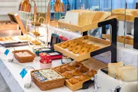 Xana Hotelle （Maoming High-speed Railway Station North Plaza Branch）