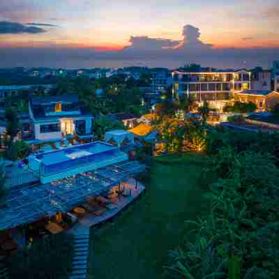 花築奢·日冉東方·外琨塔酒店 Hotel Exterior