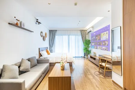 Shunde Fengting Hermitage Apartment (Daliang Qinghuiyuan Branch)
