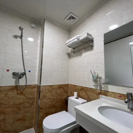 Longcheng Villa Hotel