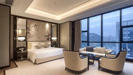 Wyndham Grand Tongren Downtown Hotel