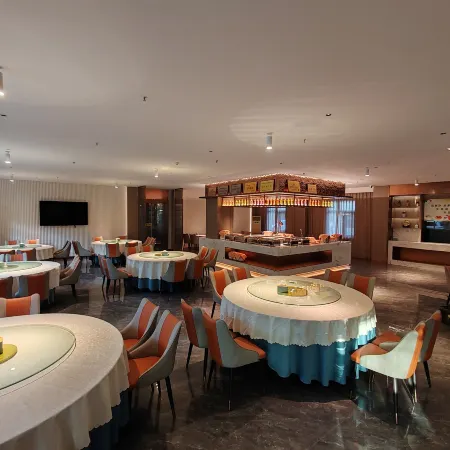 Longhu Sunny Holiday Hotel