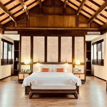 Juxian Laoshe Tea House Hotel (Juguo Ancient City Shop)