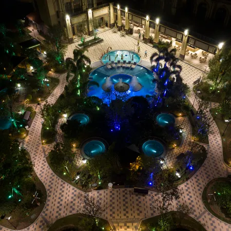 Yuetianxia Hot Spring Hotel