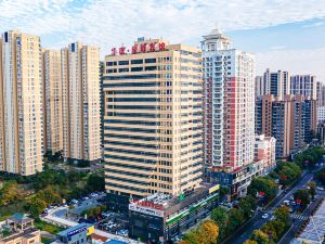 Huating·Aofeng Hotel (Pingyang Railway Station Yintai City Branch)