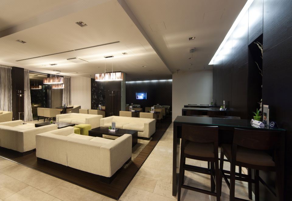 1. 옥시덴탈 프라하..