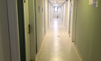 Jinyue Hotel (Beijing West Diaoyutai Subway Station Branch)