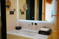 Liyuan · Lishuxia Homestay (Longnan High-Speed Railway Station)