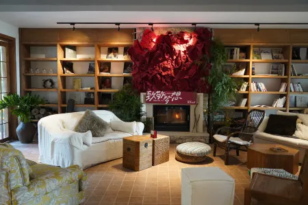 Jiankuan Mountain House Hostel Отели рядом с достопримечательностью «Nanshan Botanical Garden»