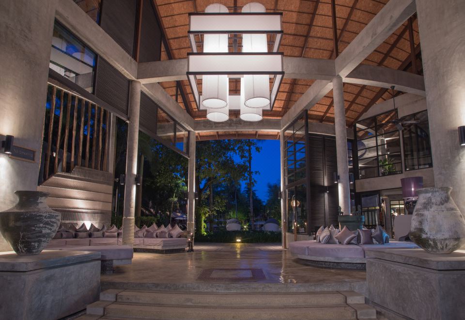 2. 더 데와 코 창..