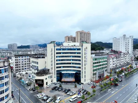 Platinum City Interstellar Hotel, Jishui County