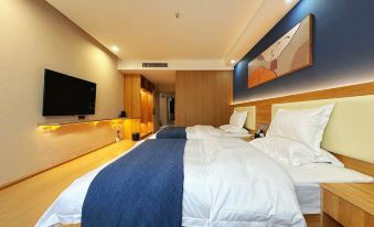 Park Hyatt Fashion Hotel (Kaili cross street people's hospital)