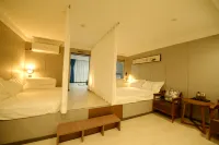 Orange Spring Cinema Hotel (Binhai Homeland) Hotels near CPC Changzhi County Committee Party School