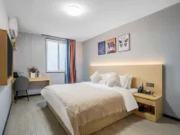 Guangzhou Lihaotai Hotel (Changgang Jiangnanxi Subway Station Branch) Hotels near Loft 345