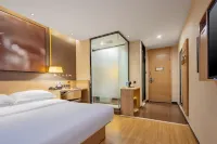 IU Hotels Hotels in Jingshan