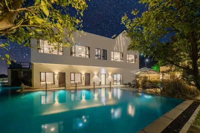 HhanXia QianMo Homestay Hotels near Sky Land