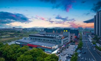 Homeinn · neo (Shaoxing Shangyu Foreign Language School Wuxing Middle Road)