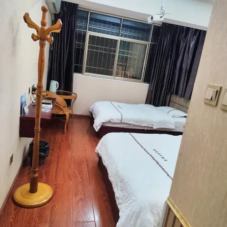 Lake Joy Hotel