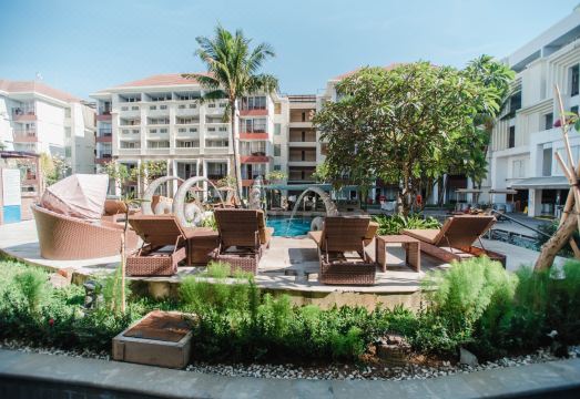 Sanur Resort Watujimbar 수영장