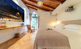 Yuanlai Private Soup B&B (Dujiangyan Scenic Area Nanqiao Branch)
