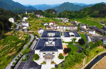 Chama Gudao Mangguo Mountain Village Chinese Inn Отели рядом с достопримечательностью «Chama Ancient Path Scenic Area»