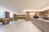 JI Hotel (Zhoukou Taikang County Government) - parking