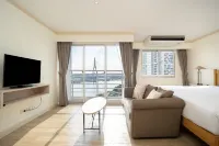 Riverfront Bangkok Hotel di Phra Pradaeng