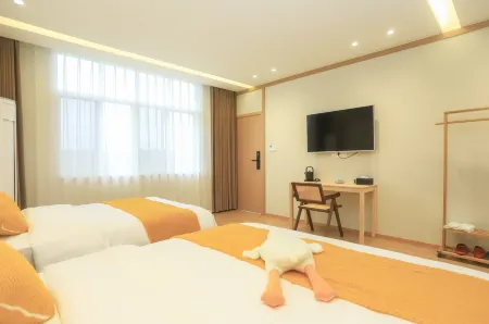 Chengfeng B&B (Jingdezhen North High-speed Railway Station) Отели рядом с достопримечательностью «Huangyao Scenic Area»