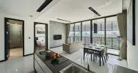 Luxcity Hotel & Apartment