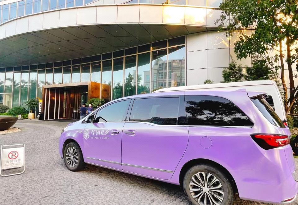 [히실크 아트워크 호텔의 예술적인 로비 이미지]