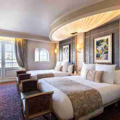 Disneyland Hotel Rooms