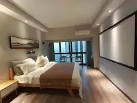 Four Seasons Lily Hotel