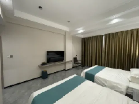 Baiya Apartment (Leizhou City Fucheng Middle School)