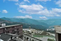 Xijiang Wanghao Chinese Inn (Qianhu Miao Village West Gate Tourist Service Center)