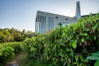 Villa Vista by the Serendipity Collection