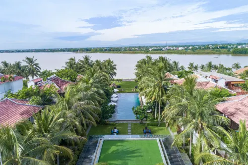 Emerald Hoi An Riverside Resort Hôtels à : Hội An