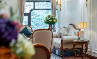 Luxe Paradise Suite Hotel Trich Sai
