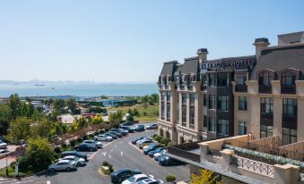 Atour Hotel Dalian Hongxinghai Coastal Highway