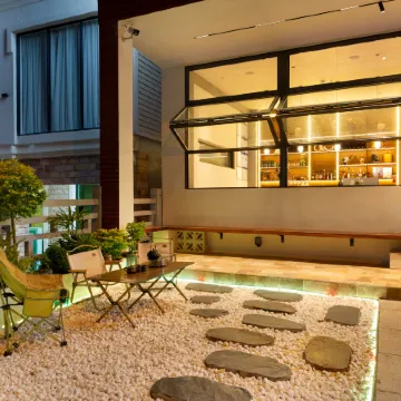 Between Mountains and Seas B&B (Meizhou Island Mazu Temple Branch)