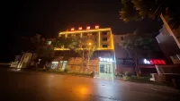 Jianshui Yuelin Hotel (Ancient City Train Store)