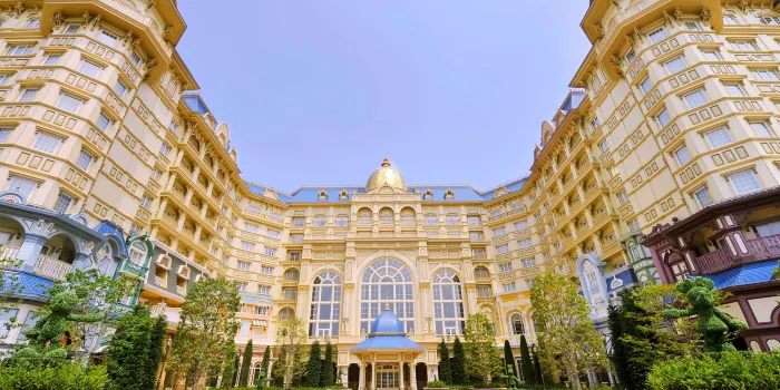 Tokyo Disneyland Hotel image 1